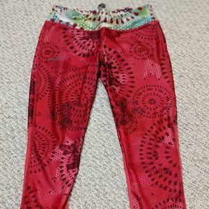 Women's Desingual Athletic Legging size Medium